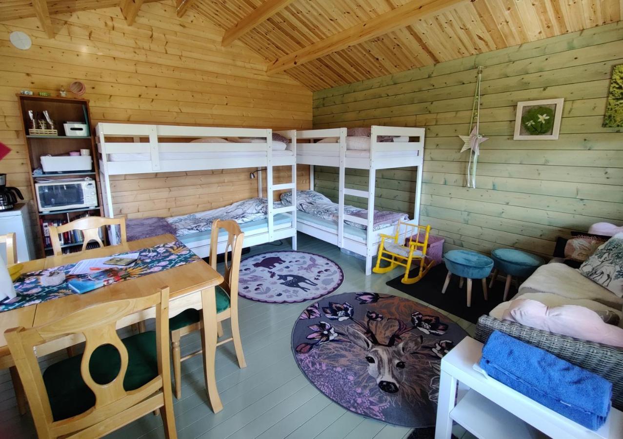 Отель Satukurki-Vierasmaja - Simple And Cute Cabin Састамала Экстерьер фото